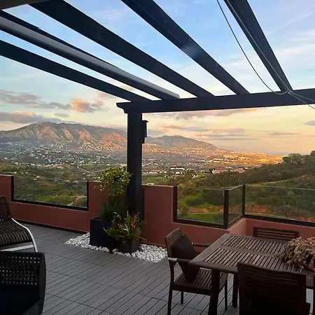 Bright In The Hills Of Elviria Malaga